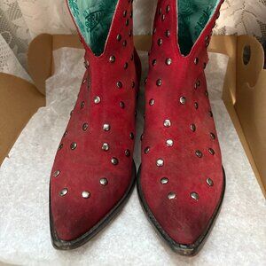 Corral Women's 7" Red Studs Pointed Toe Ankle Boot Size 10